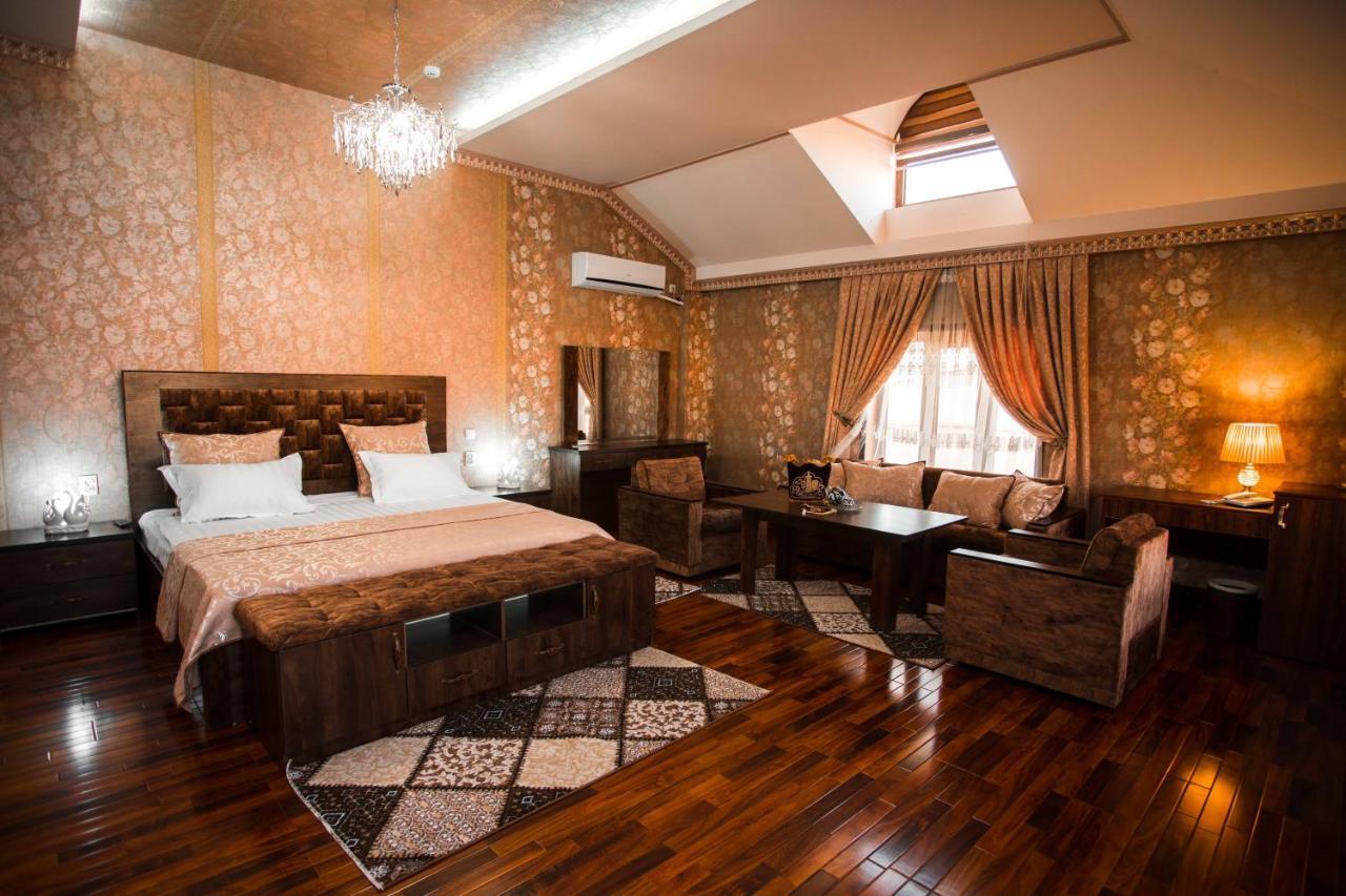 Caravan Castle Boutique Hotel Buxoro Luaran gambar