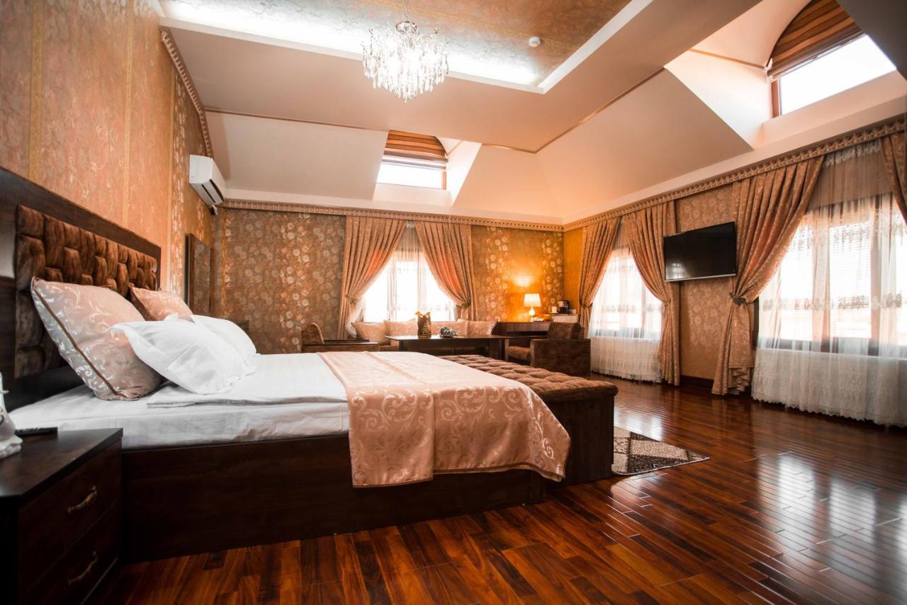 Caravan Castle Boutique Hotel Buxoro Luaran gambar